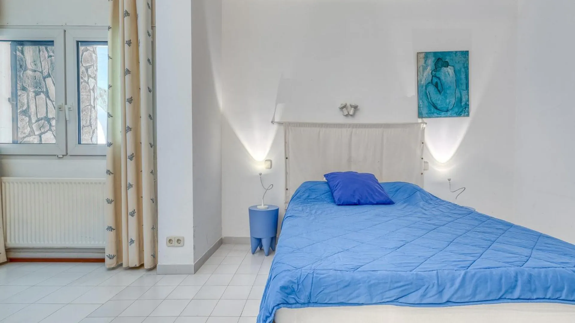 Apartment In Roses Near Sea